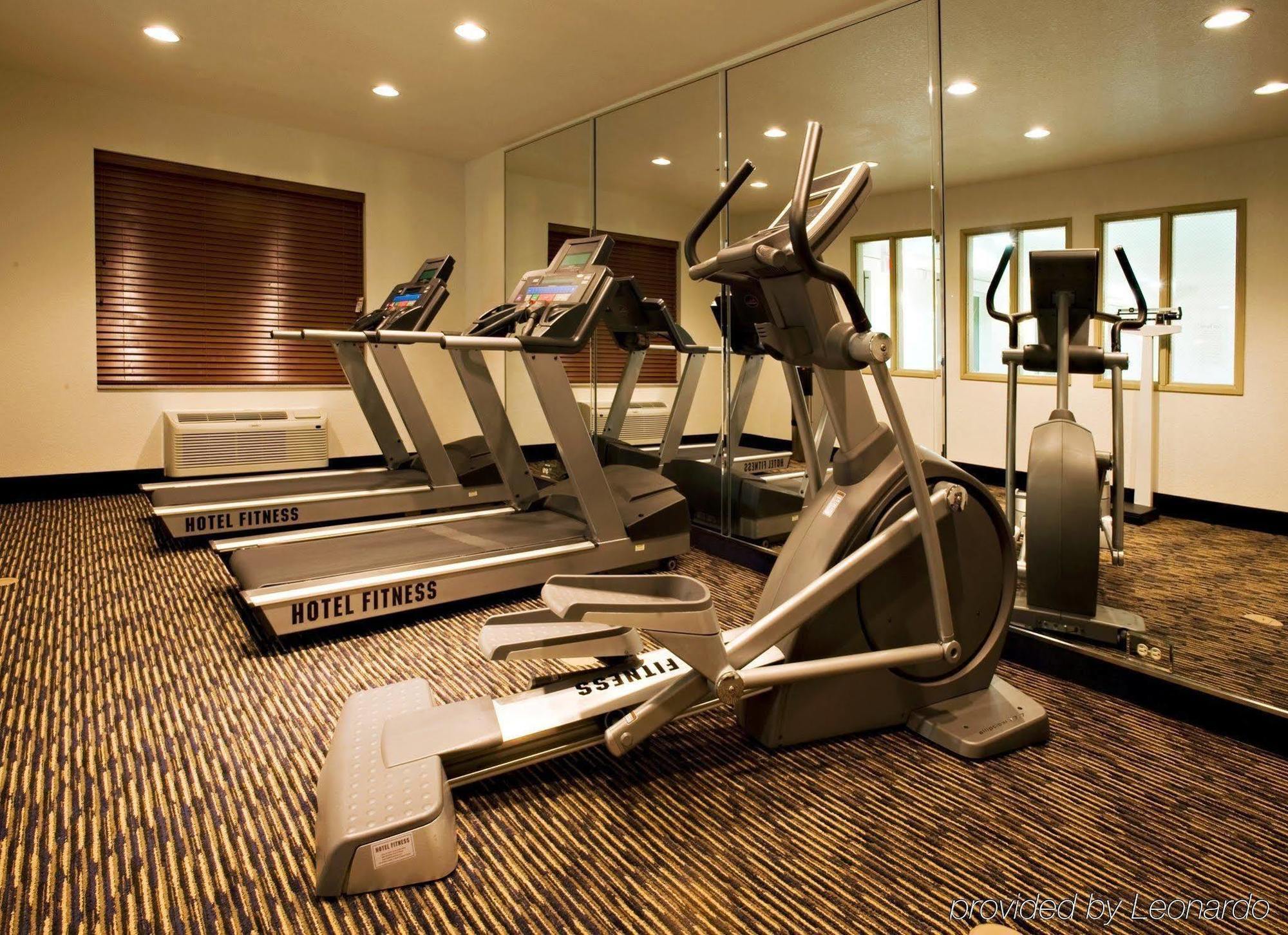 Holiday Inn Express Childress By Ihg Экстерьер фото